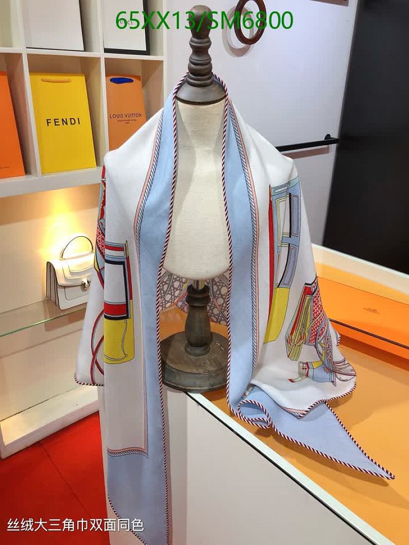 Hermes-Scarf Code: SM6800 $: 65USD