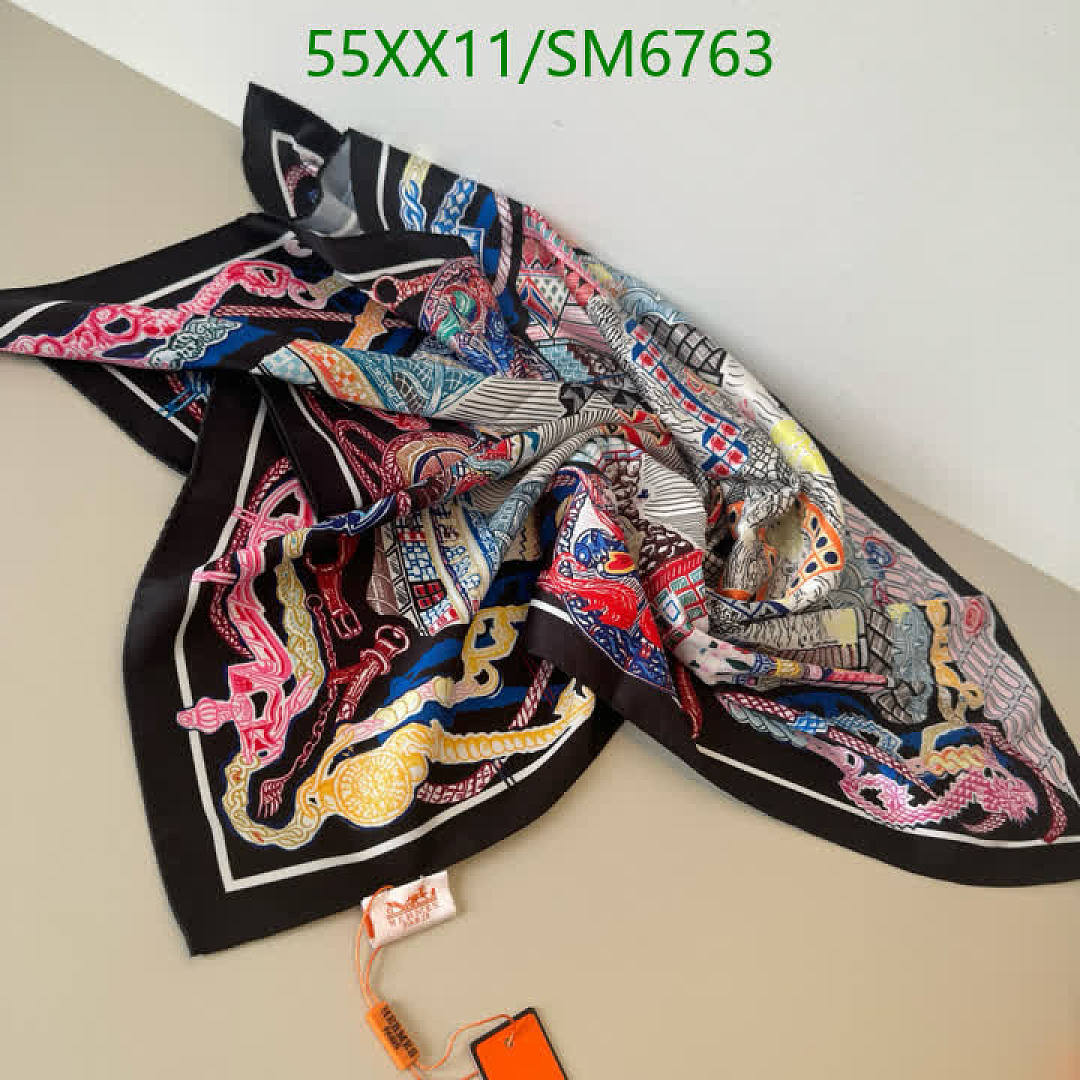Hermes-Scarf Code: SM6763 $: 55USD