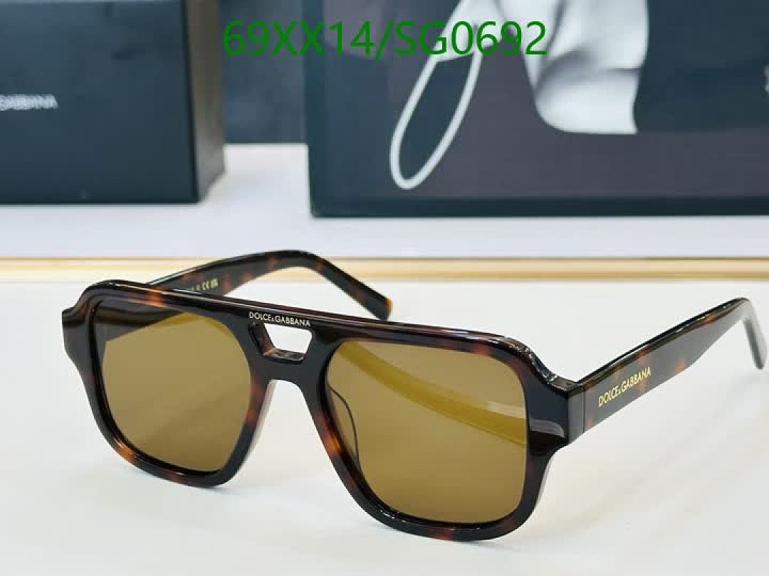 D&G-Glasses Code: SG0692 $: 69USD
