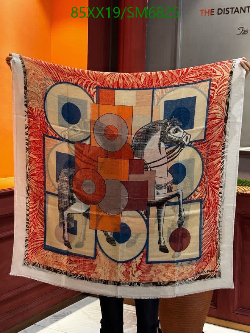Hermes-Scarf Code: SM6825 $: 85USD