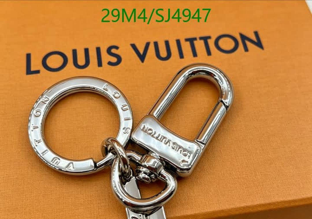 LV-Key pendant Code: SJ4947 $: 29USD