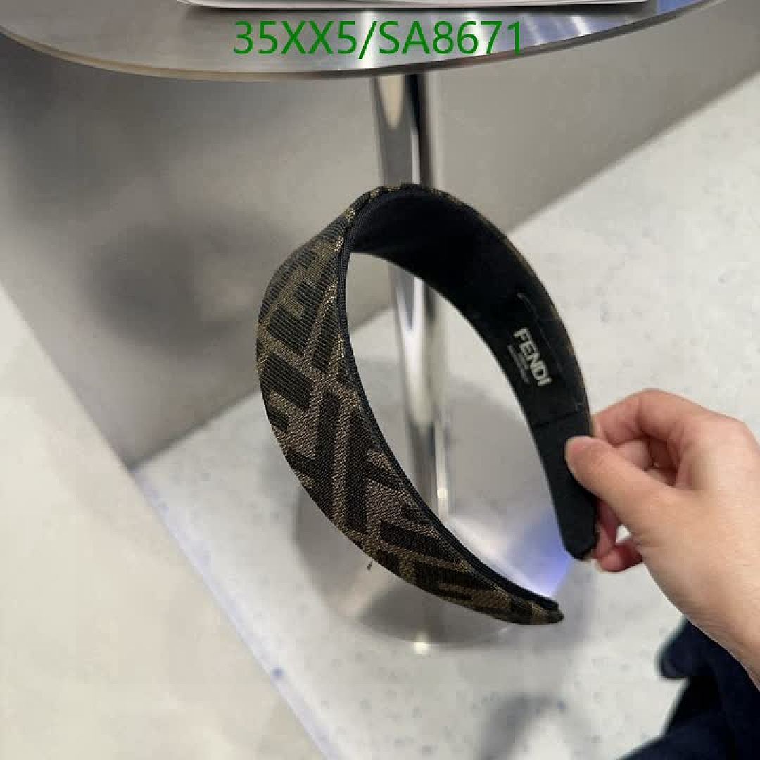 Fendi-Headband Code: SA8671 $: 35USD