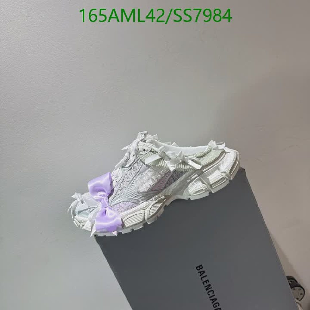 Balenciaga-Women Shoes Code: SS7984 $: 165USD