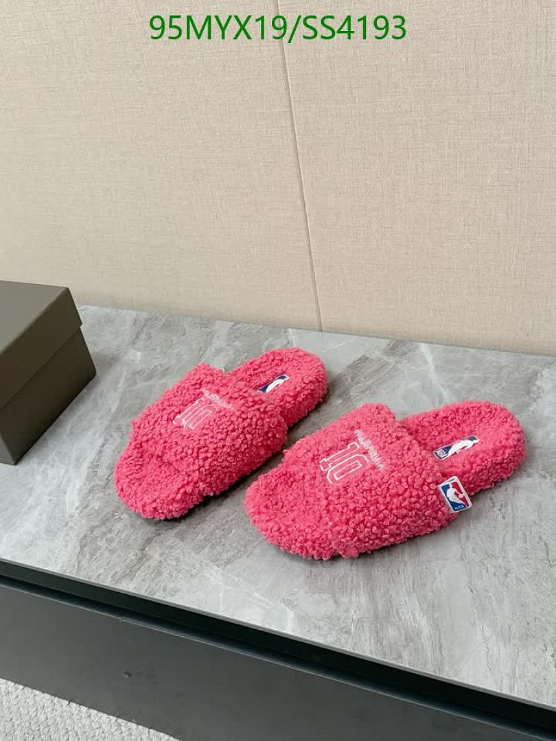 Balenciaga-Women Shoes Code: SS4193 $: 95USD