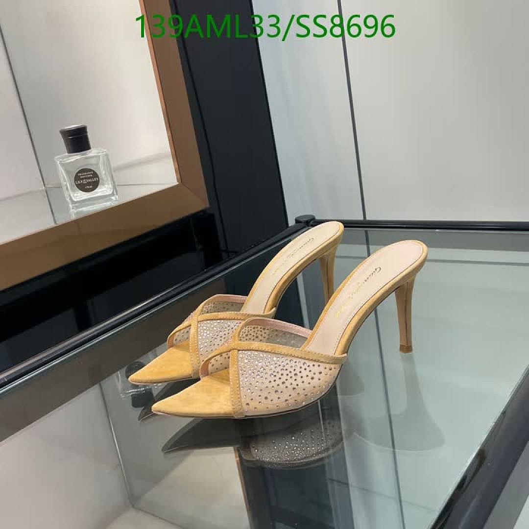 Gianvito Rossi-Women Shoes Code: SS8696 $: 139USD