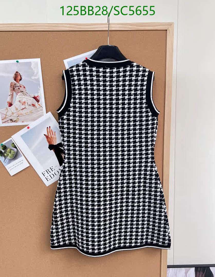 Chanel-Clothing Code: SC5655 $: 125USD