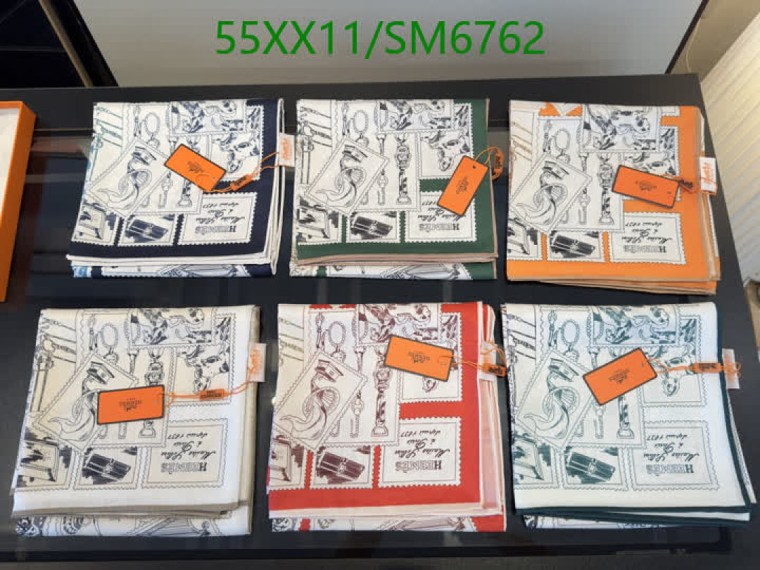 Hermes-Scarf Code: SM6762 $: 55USD