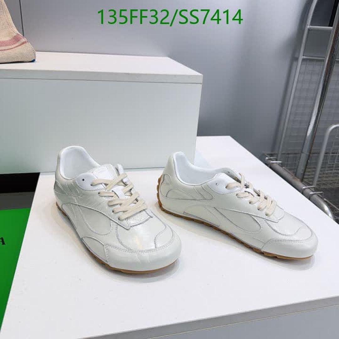 BV-Women Shoes Code: SS7414 $: 135USD
