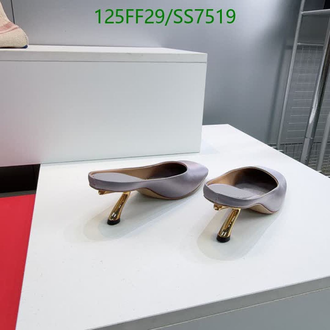 Ferragamo-Women Shoes Code: SS7519 $: 125USD