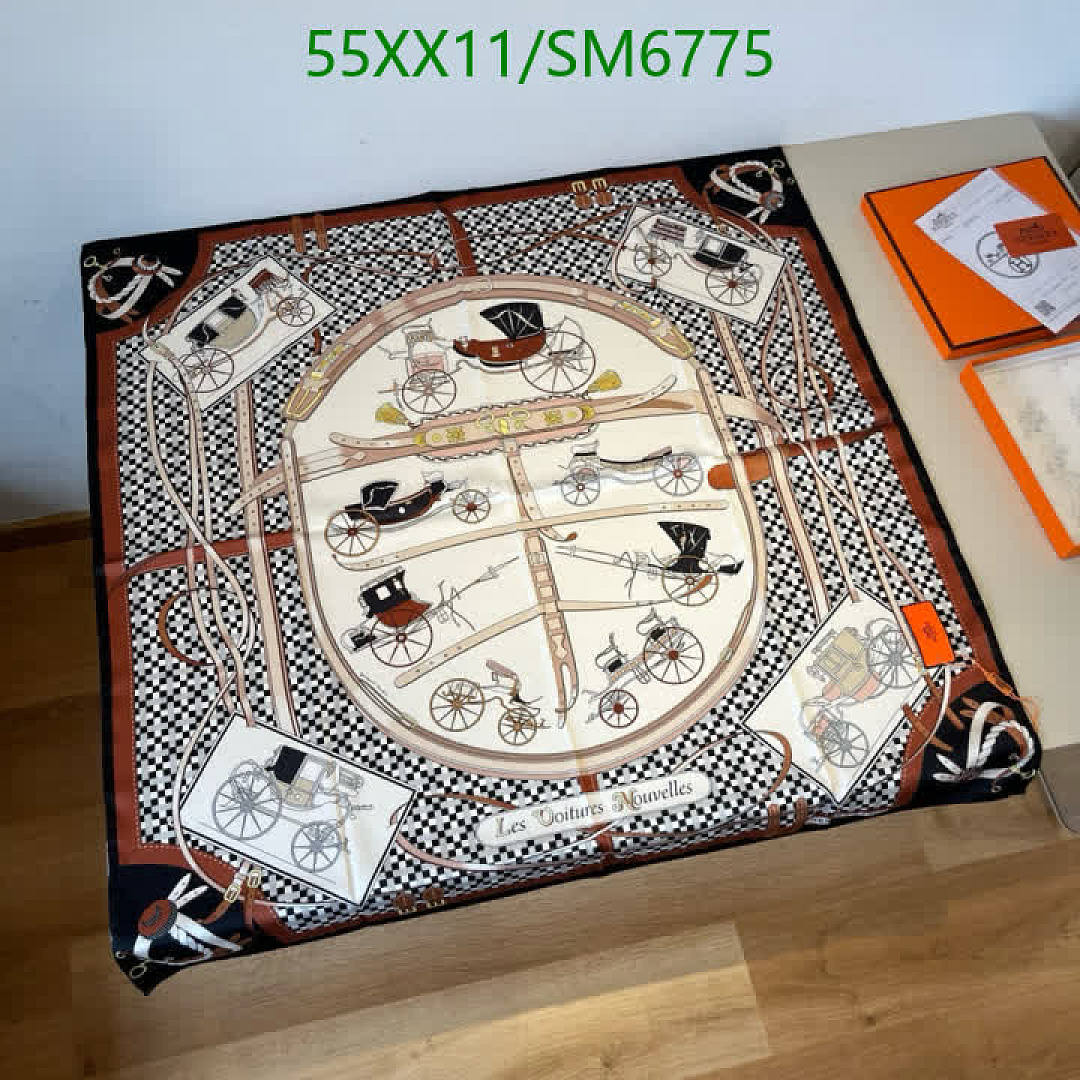 Hermes-Scarf Code: SM6775 $: 55USD