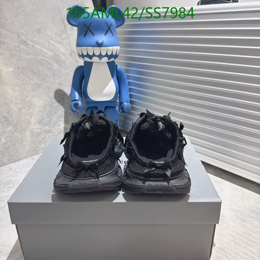 Balenciaga-Women Shoes Code: SS7984 $: 165USD