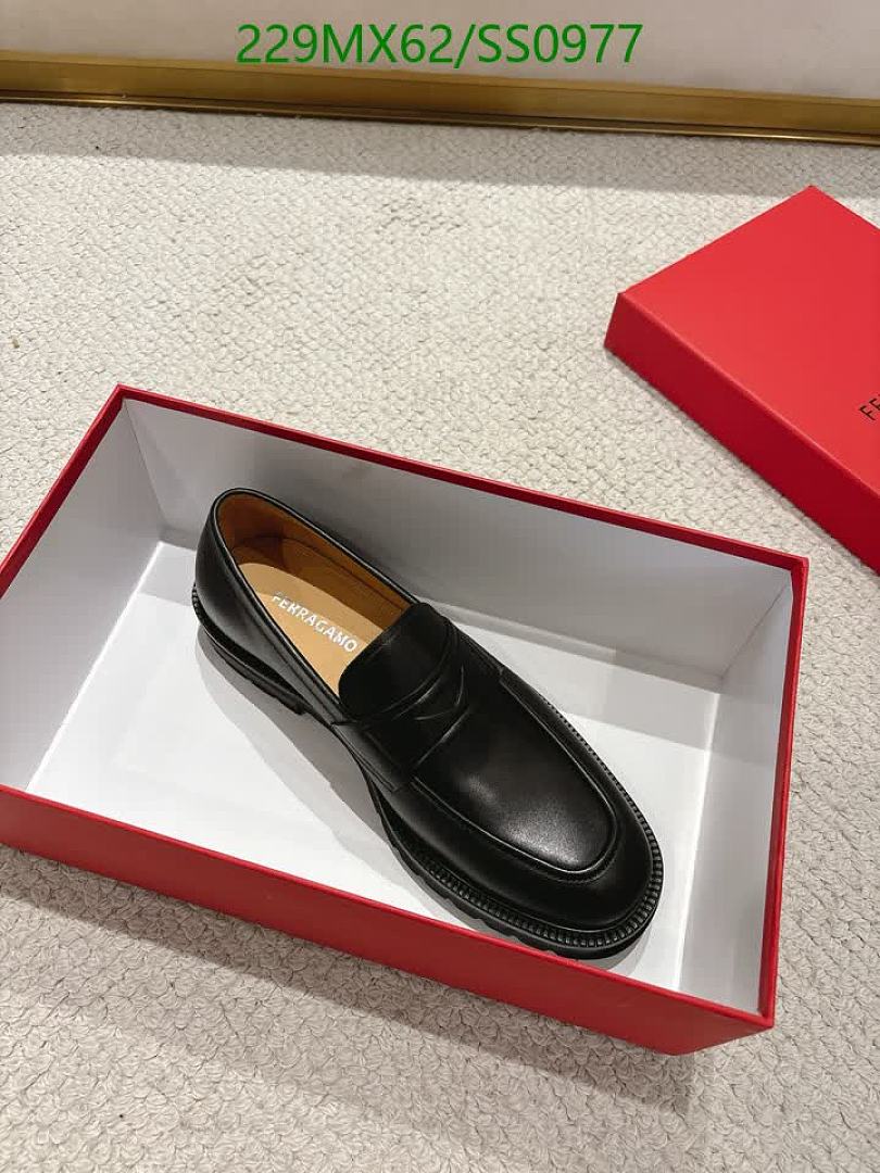 Ferragamo-Men shoes Code: SS0977 $: 229USD