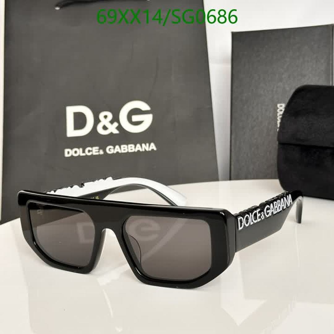 D&G-Glasses Code: SG0686 $: 69USD