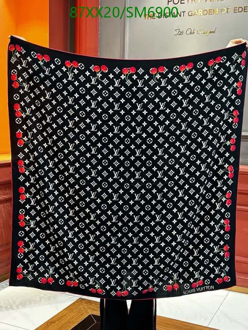 LV-Scarf Code: SM6900 $: 87USD