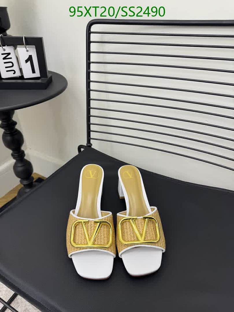Valentino-Women Shoes Code: SS2490 $: 95USD