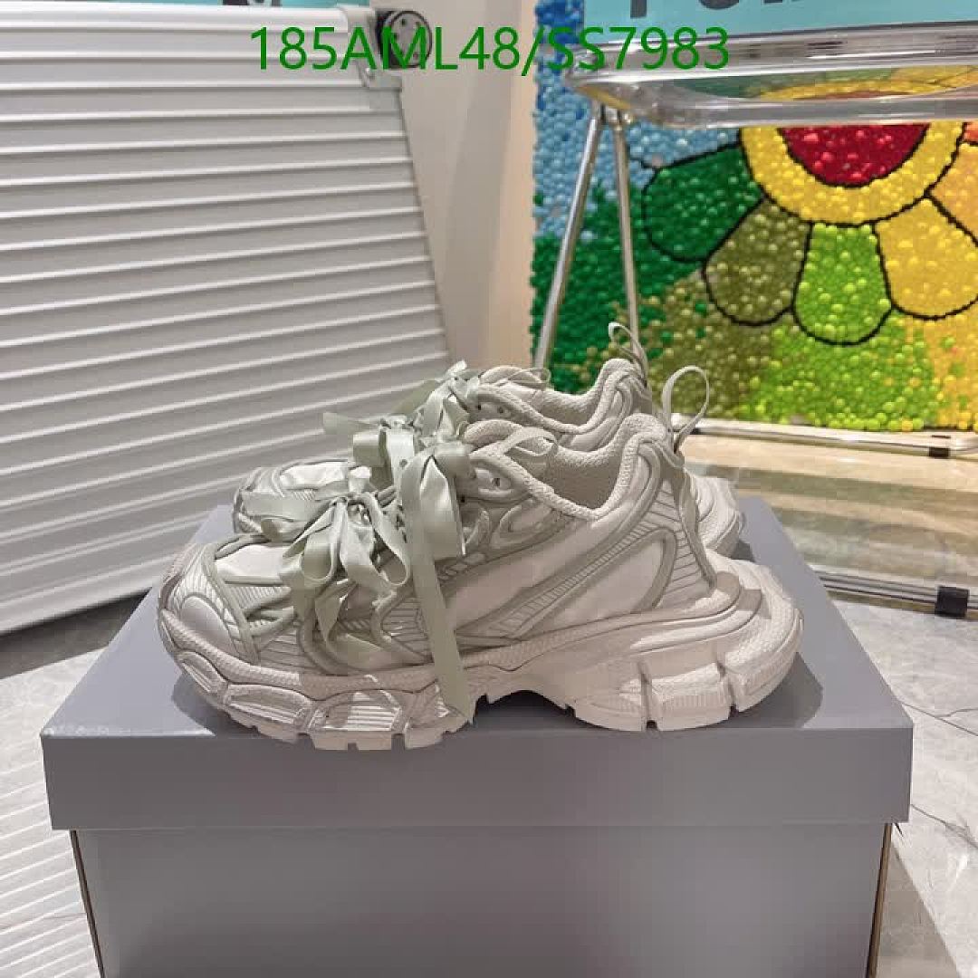 Balenciaga-Women Shoes Code: SS7983 $: 185USD