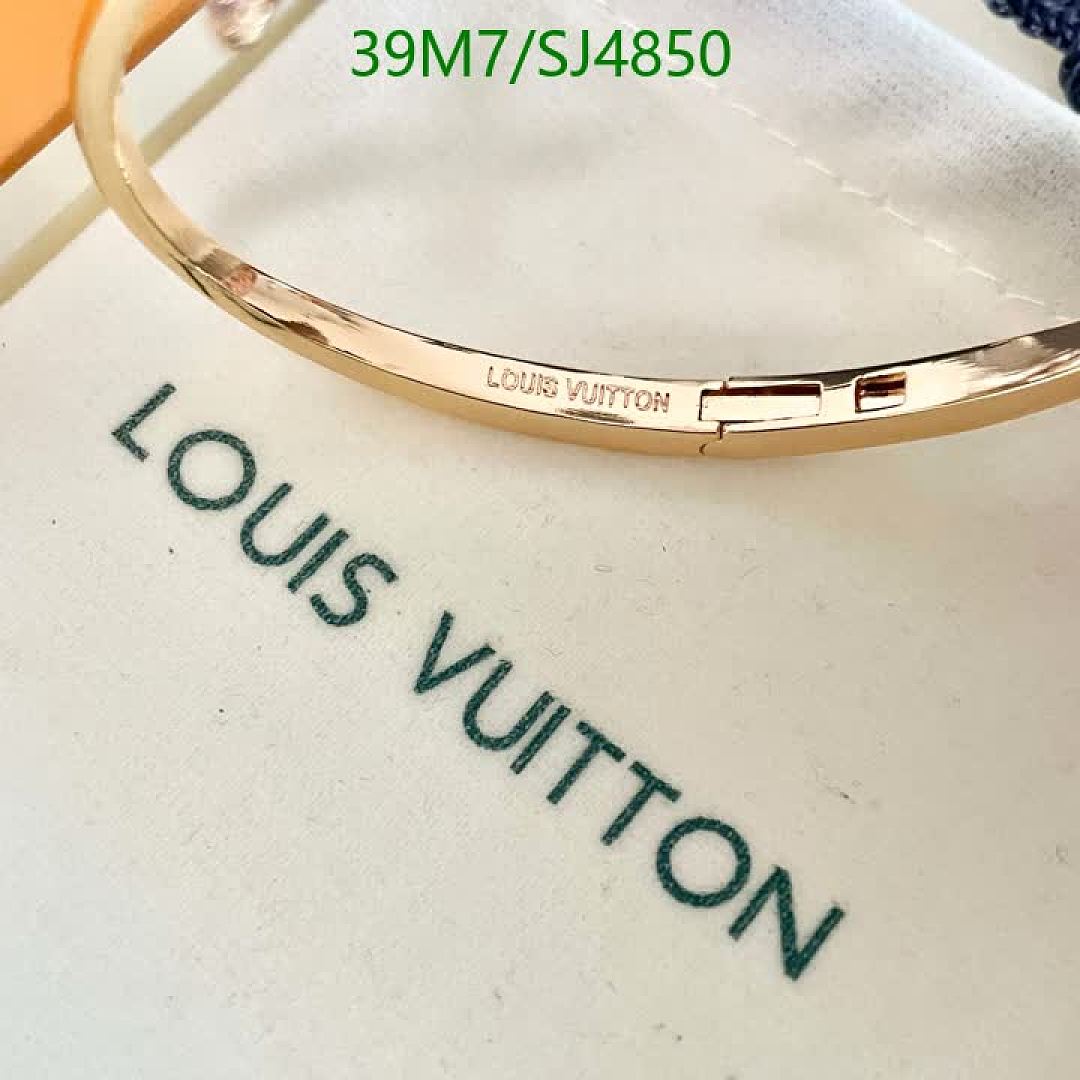 LV-Jewelry Code: SJ4850 $: 39USD