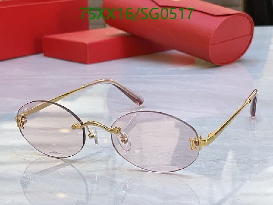 Cartier-Glasses Code: SG0517 $: 75USD