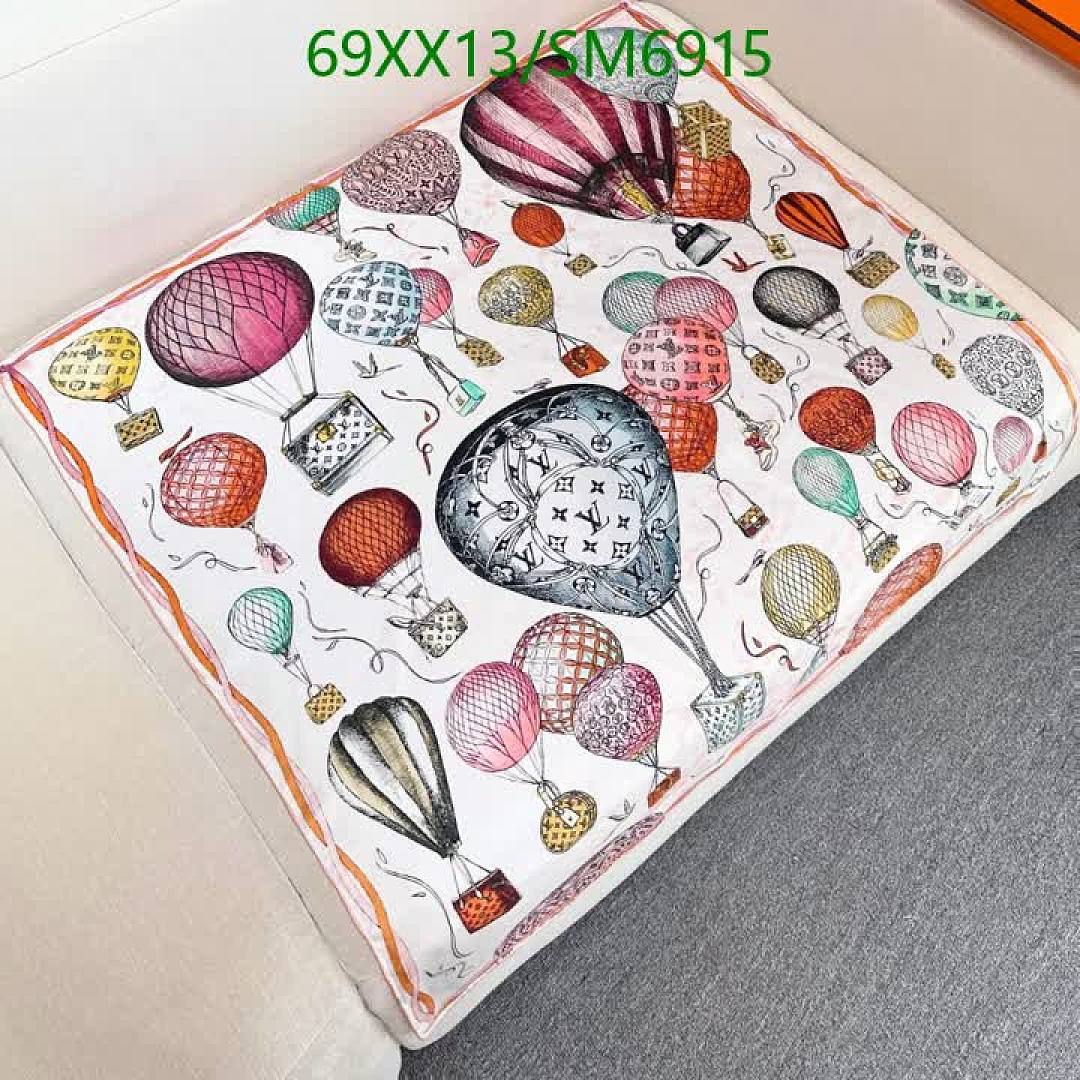 LV-Scarf Code: SM6915 $: 69USD