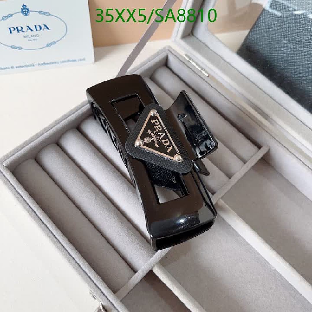 Prada-Headband Code: SA8810 $: 35USD