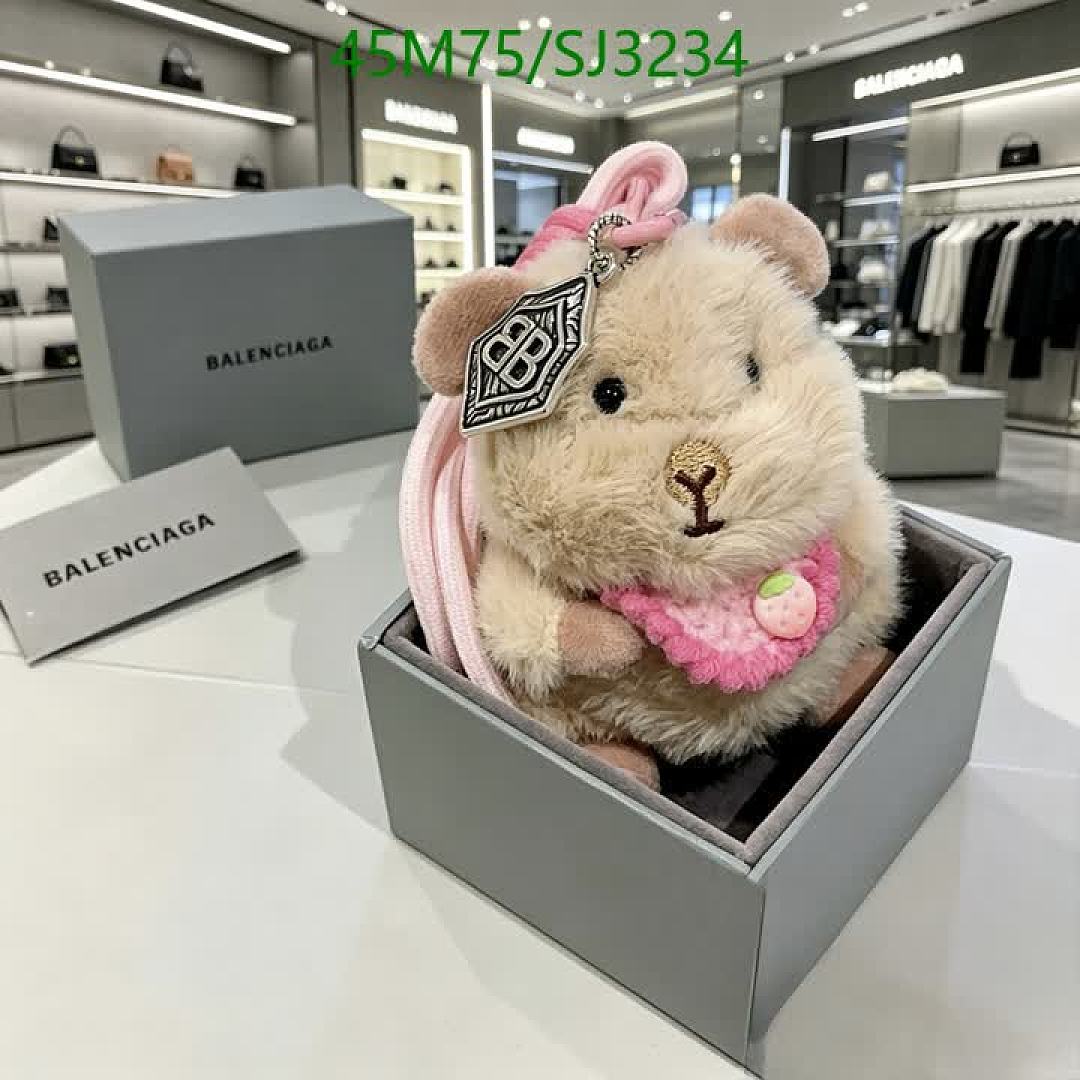 Balenciaga-Key pendant Code: SJ3234 $: 45USD