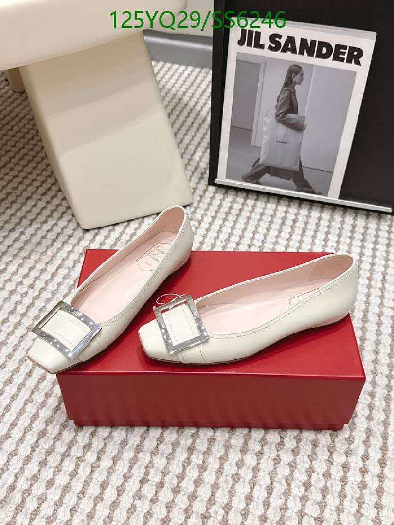 Roger Vivier-Women Shoes Code: SS6246 $: 125USD