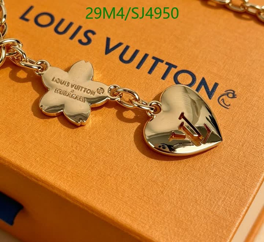 LV-Key pendant Code: SJ4950 $: 29USD