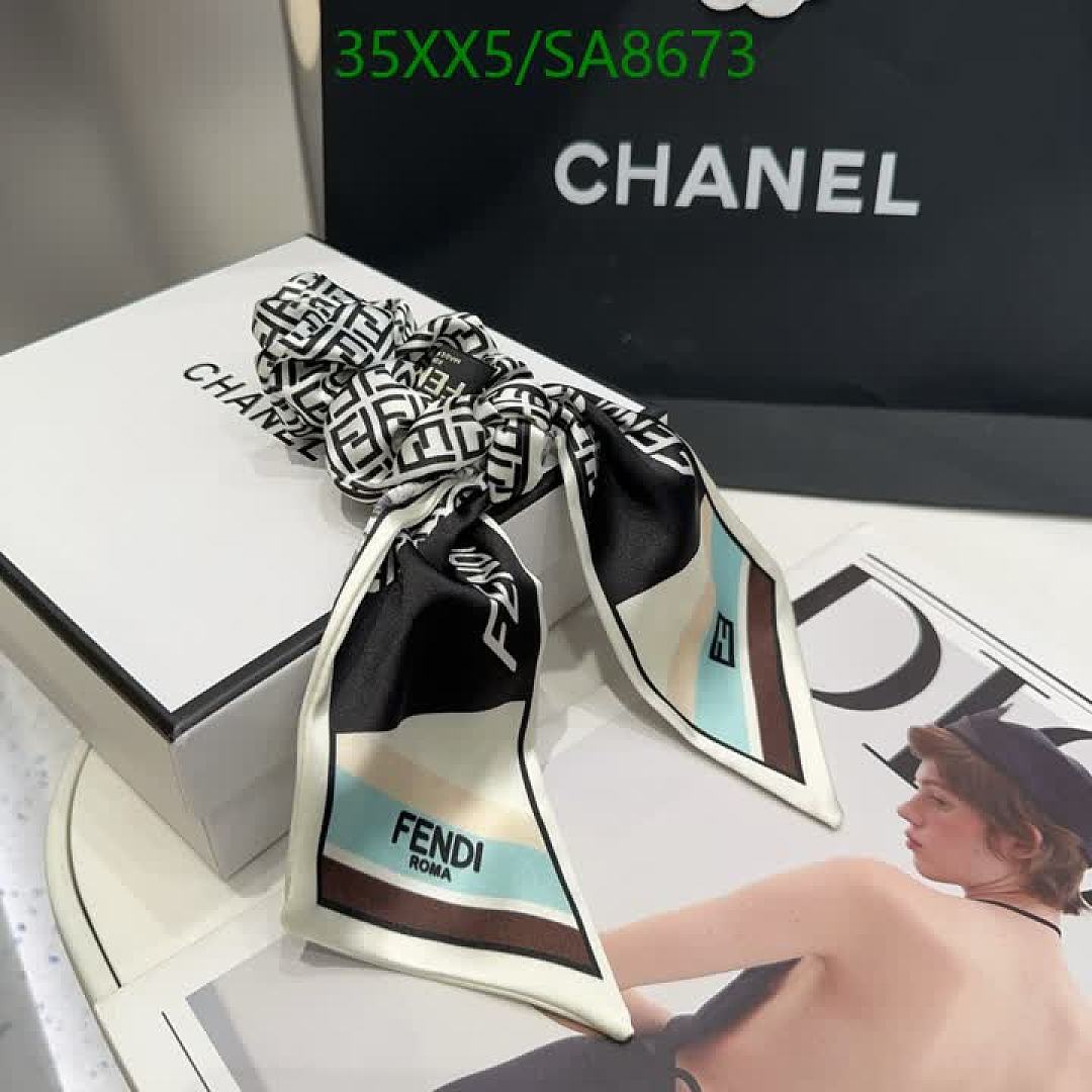 Fendi-Headband Code: SA8673 $: 35USD