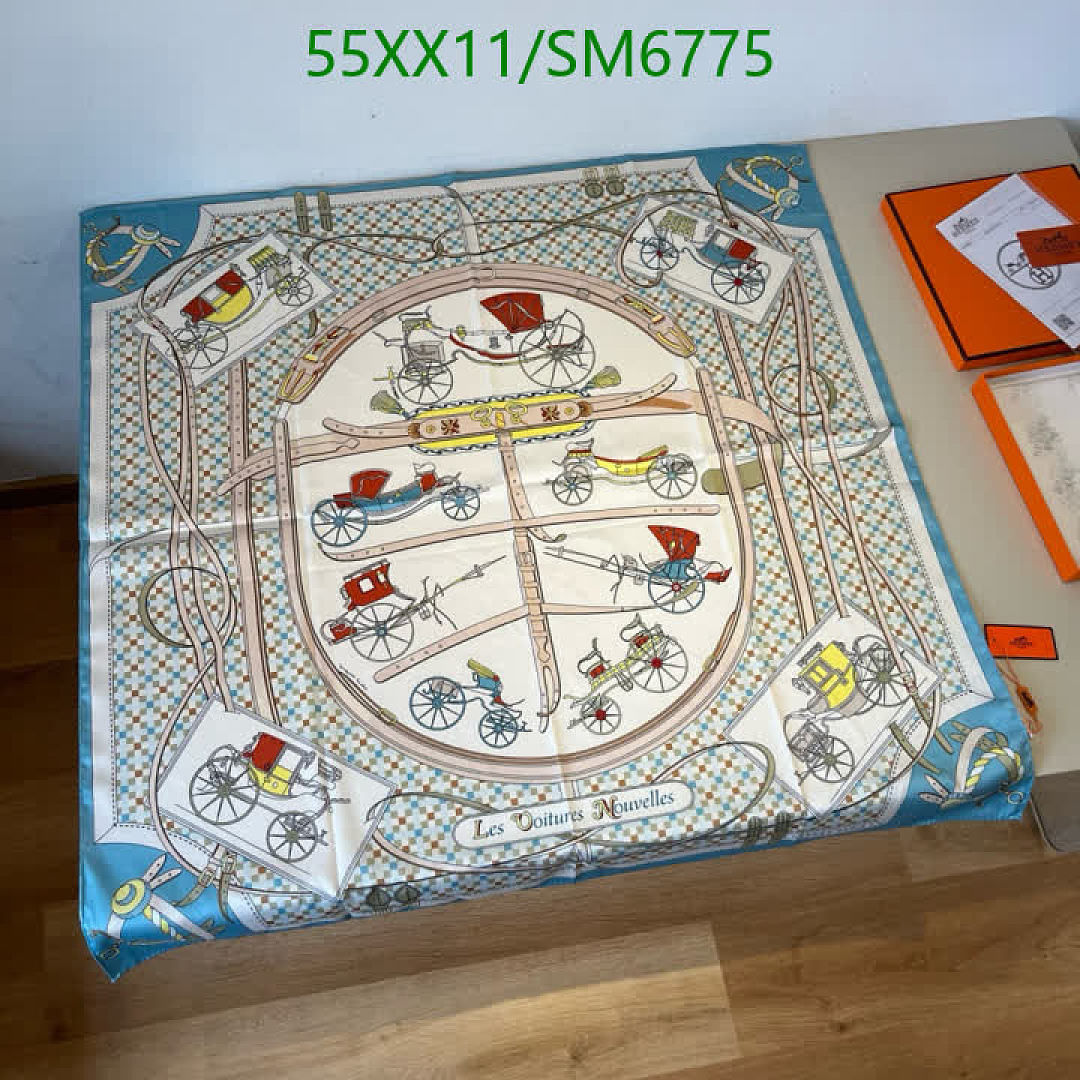 Hermes-Scarf Code: SM6775 $: 55USD