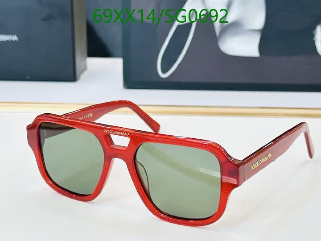 D&G-Glasses Code: SG0692 $: 69USD