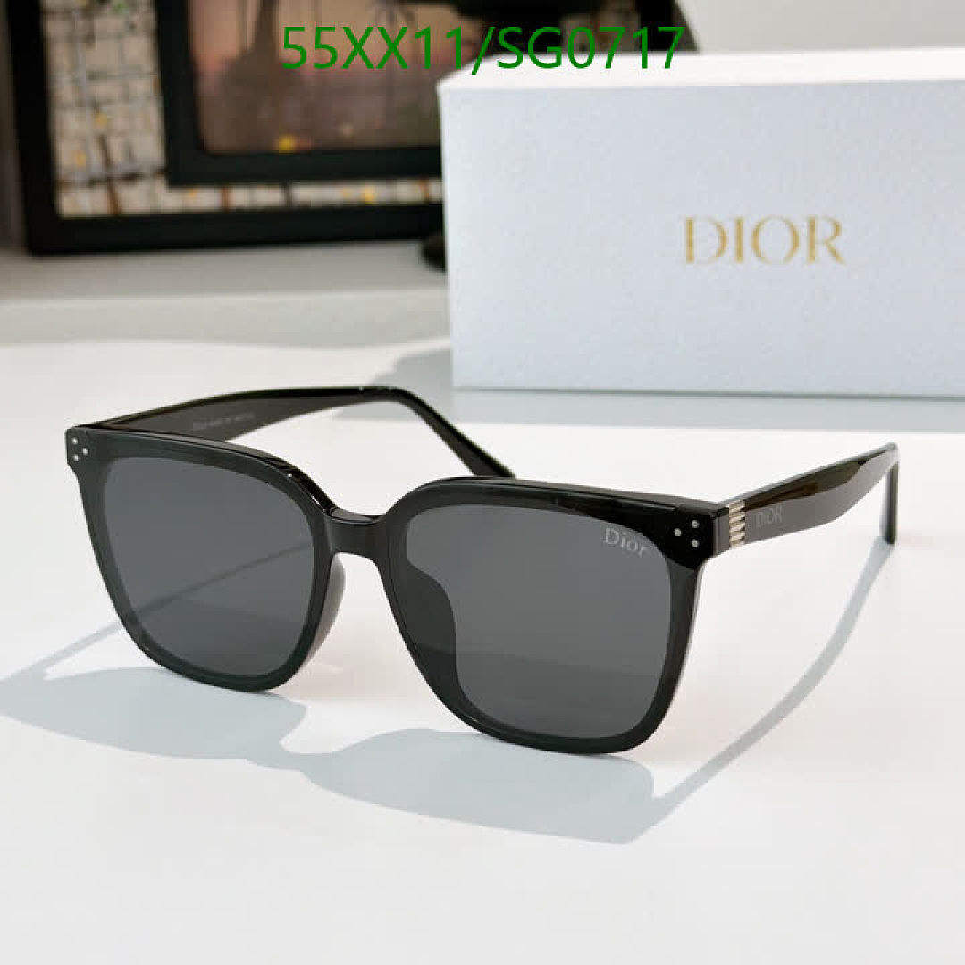 Dior-Glasses Code: SG0717 $: 55USD