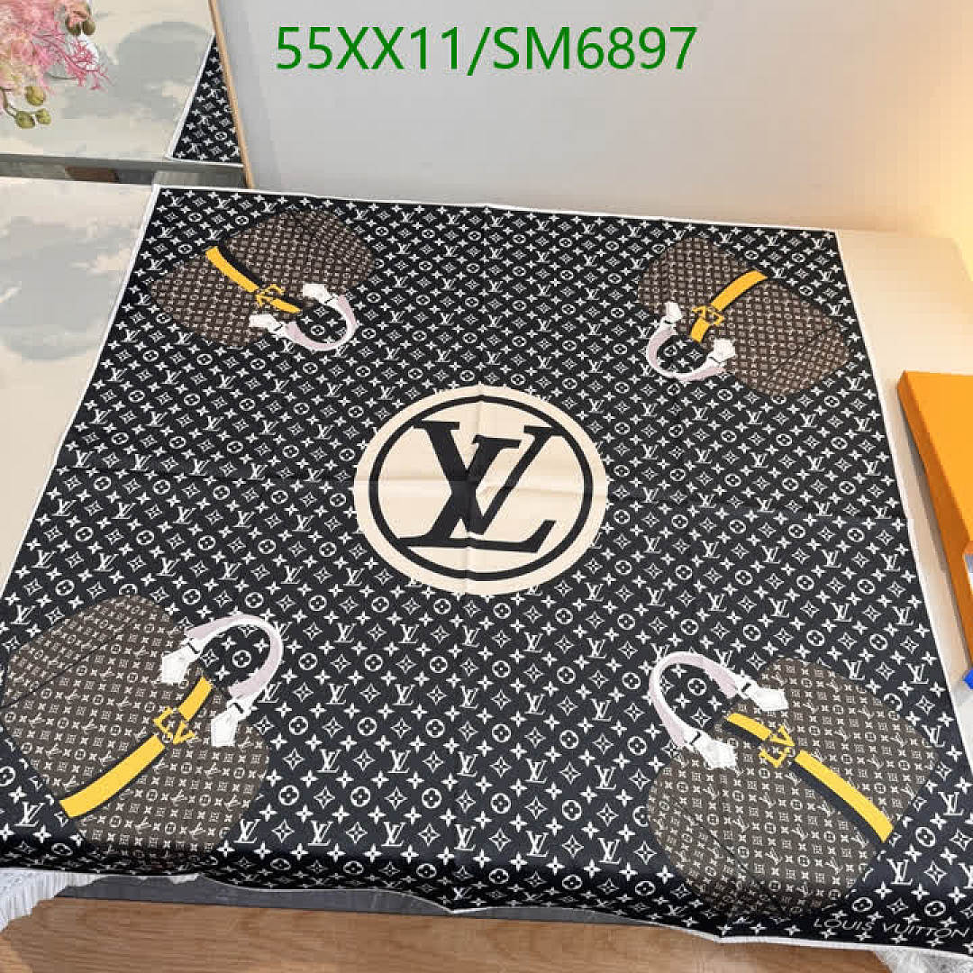LV-Scarf Code: SM6897 $: 55USD