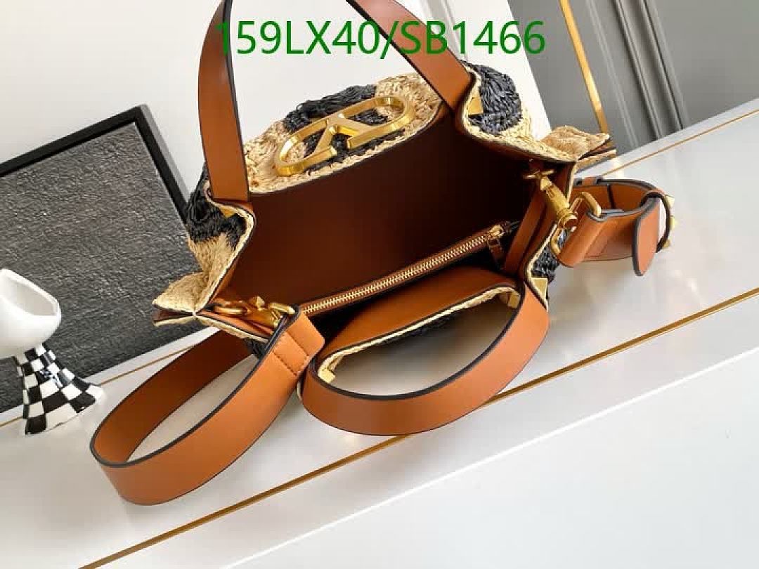 Valentino-Bag-4A Quality Code: SB1466 $: 159USD