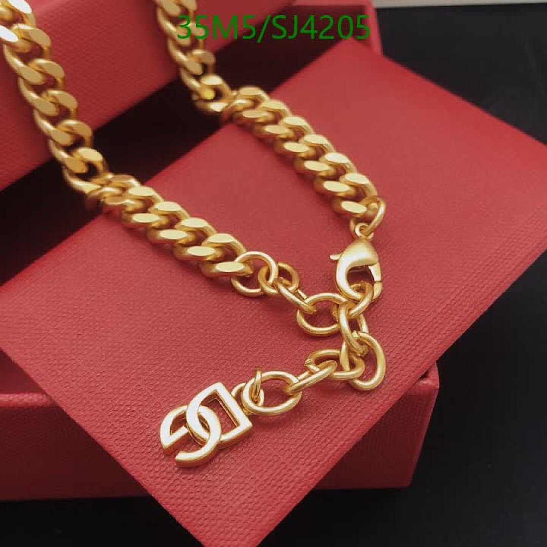 DG-Jewelry Code: SJ4205 $: 35USD