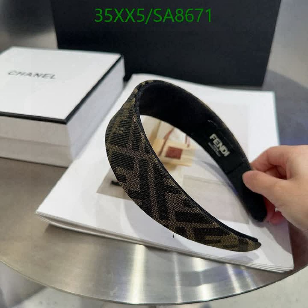Fendi-Headband Code: SA8671 $: 35USD