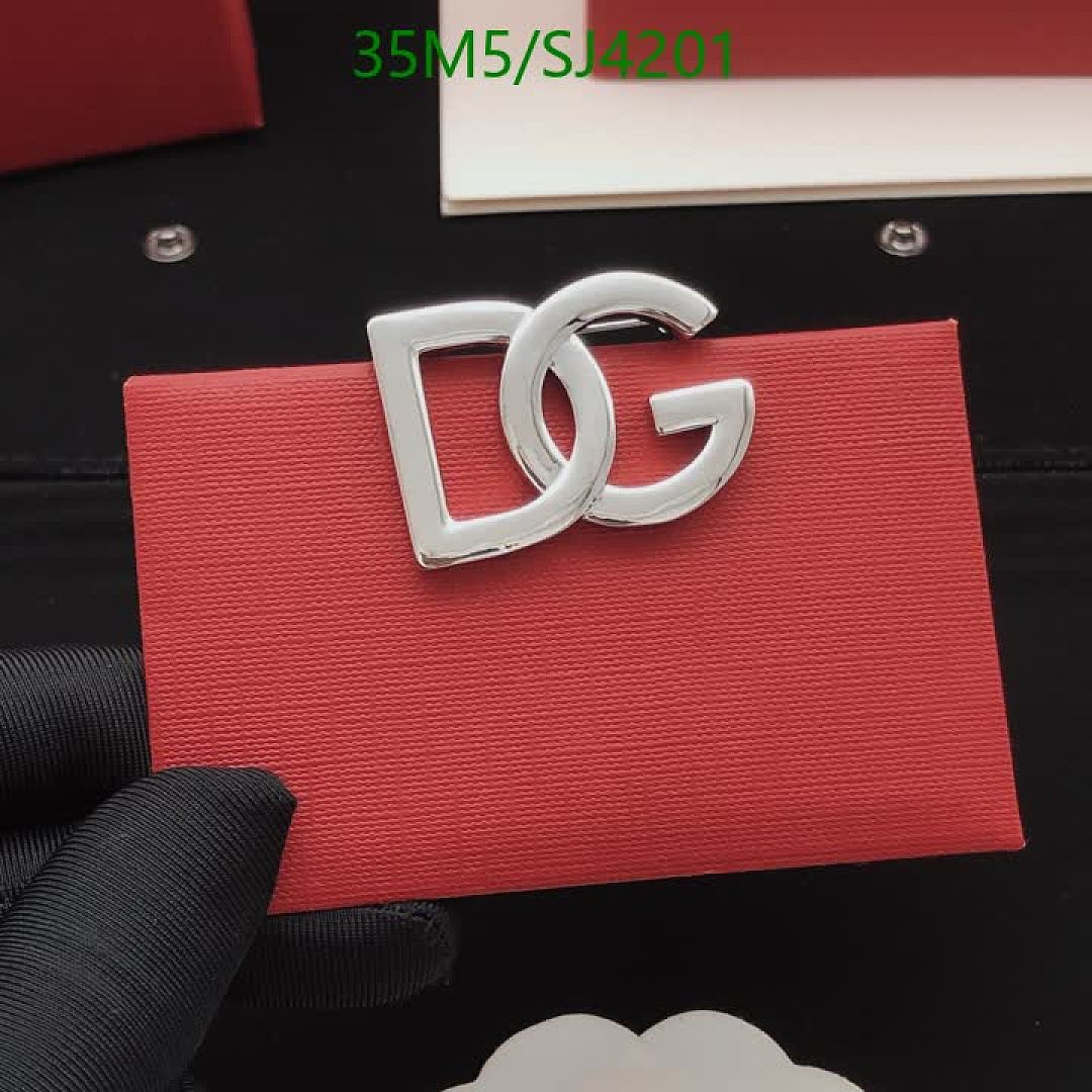 DG-Jewelry Code: SJ4201 $: 35USD