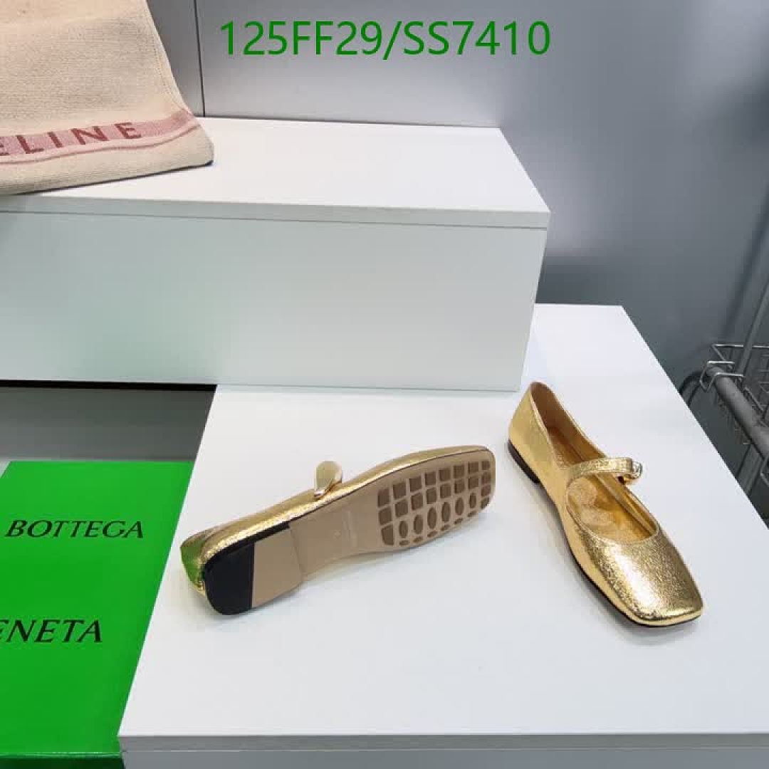 BV-Women Shoes Code: SS7410 $: 125USD