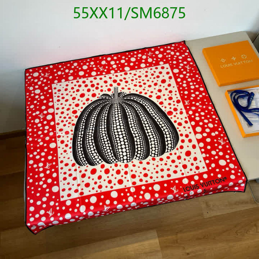 LV-Scarf Code: SM6875 $: 55USD
