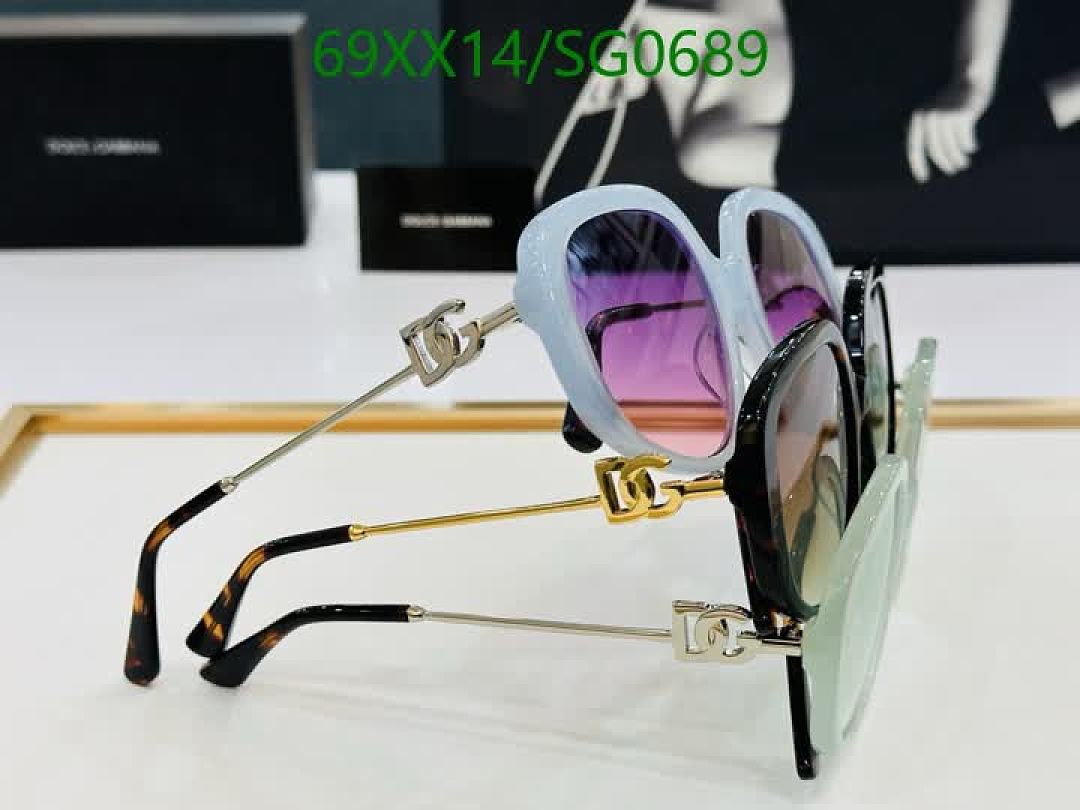 D&G-Glasses Code: SG0689 $: 69USD