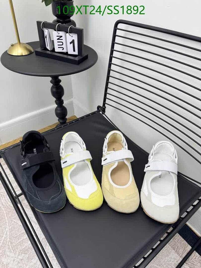 BV-Women Shoes Code: SS1892 $: 109USD