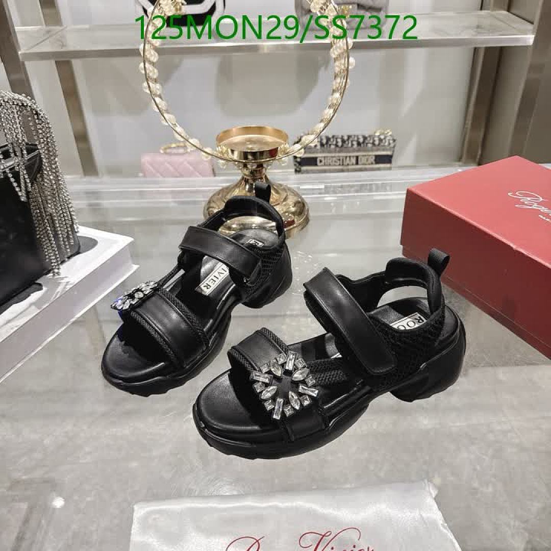 Roger Vivier-Women Shoes Code: SS7372 $: 125USD