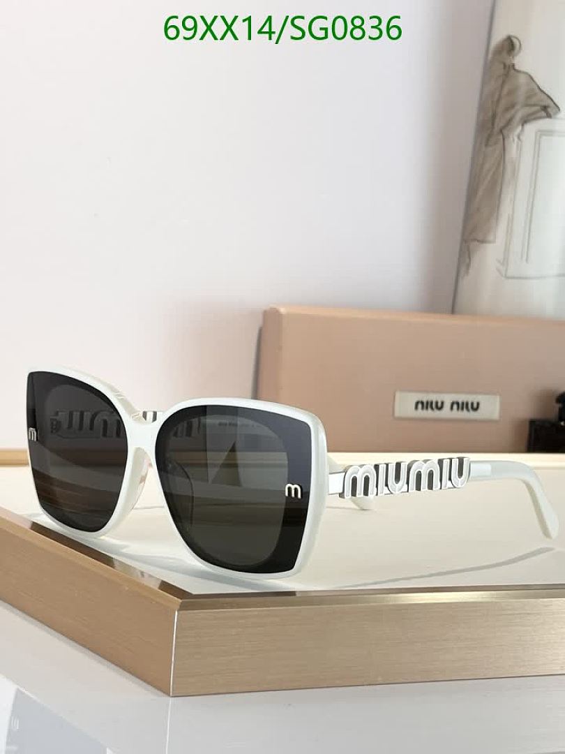 Miu Miu-Glasses Code: SG0836 $: 69USD