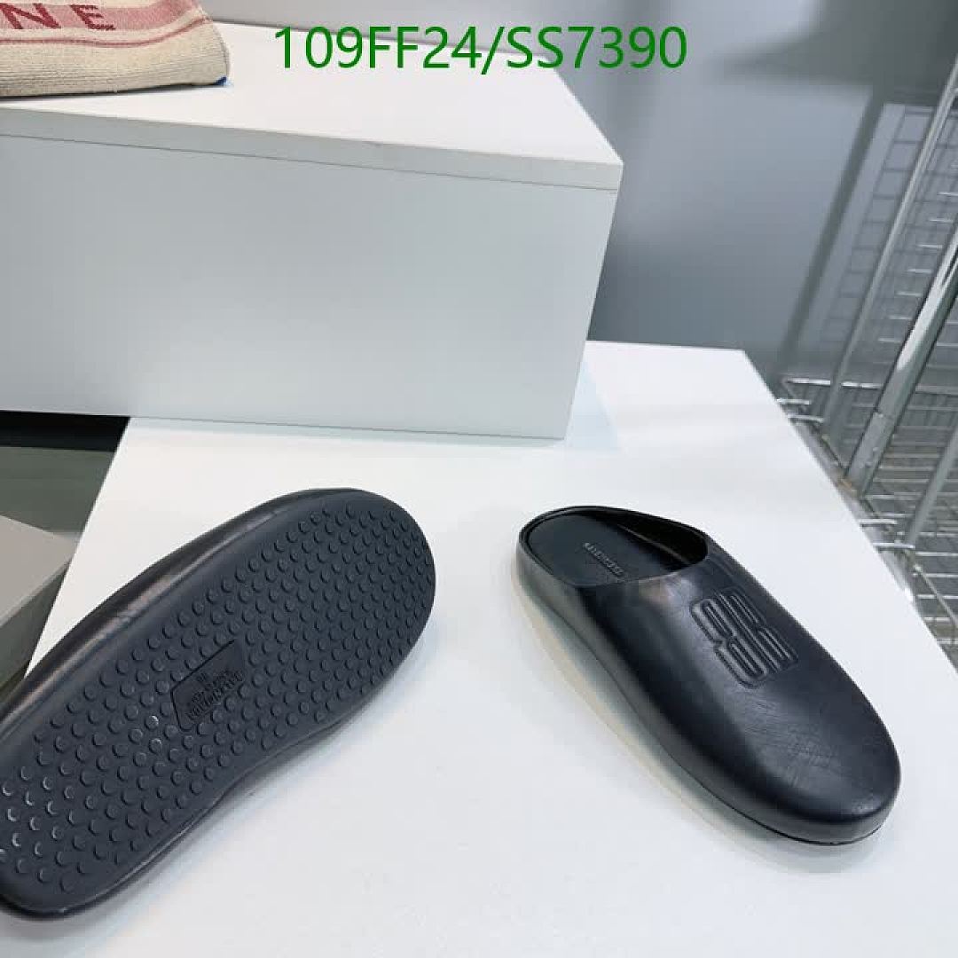 Balenciaga-Women Shoes Code: SS7390 $: 109USD