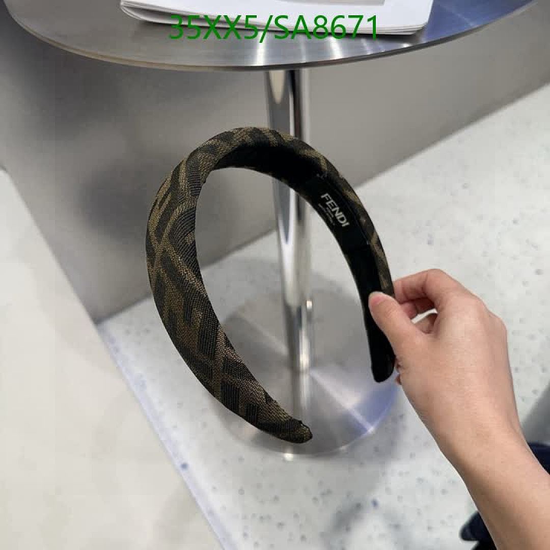 Fendi-Headband Code: SA8671 $: 35USD