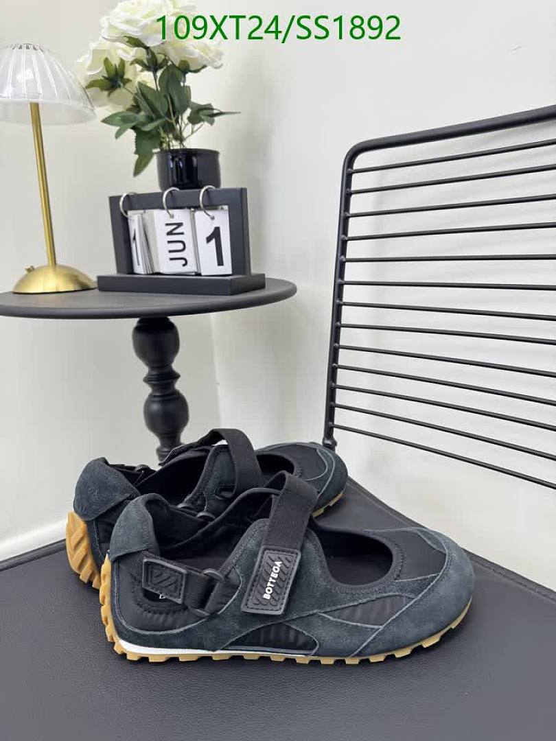BV-Women Shoes Code: SS1892 $: 109USD