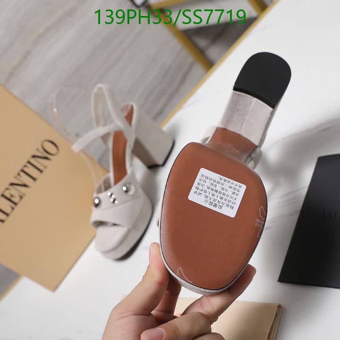 Valentino-Women Shoes Code: SS7719 $: 139USD