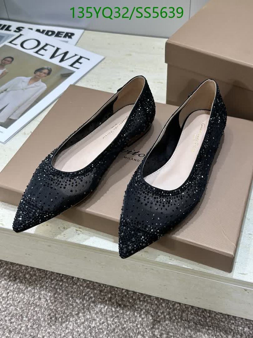 Gianvito Rossi-Women Shoes Code: SS5639 $: 135USD