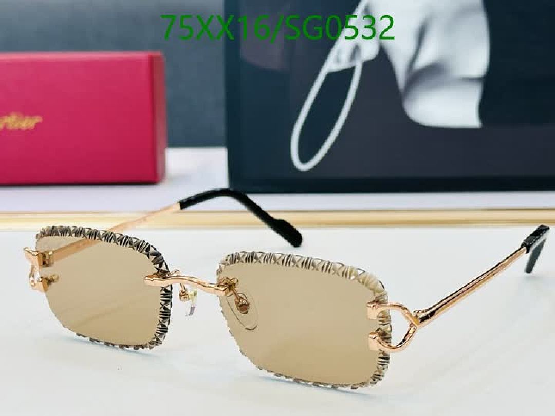 Cartier-Glasses Code: SG0532 $: 75USD