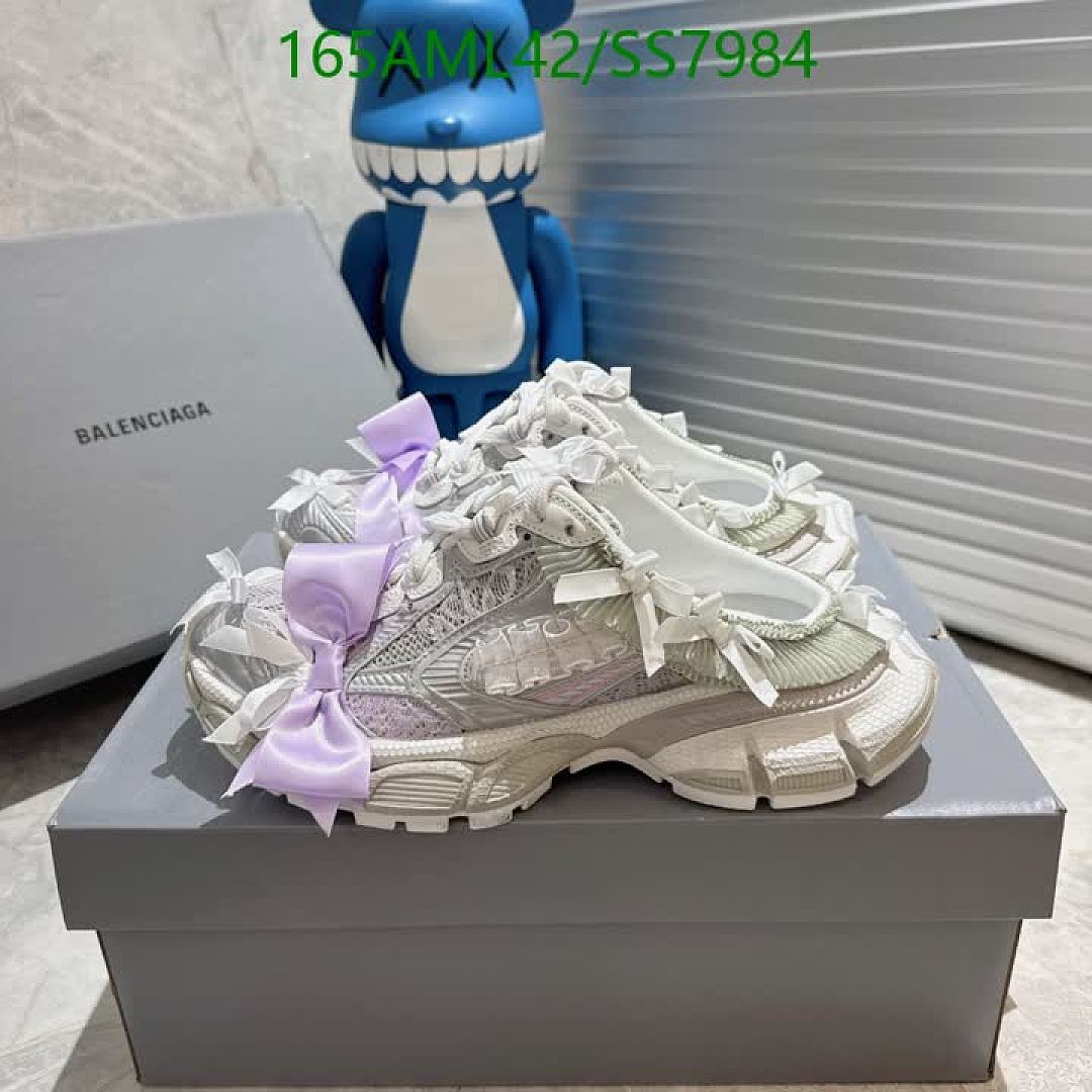 Balenciaga-Women Shoes Code: SS7984 $: 165USD