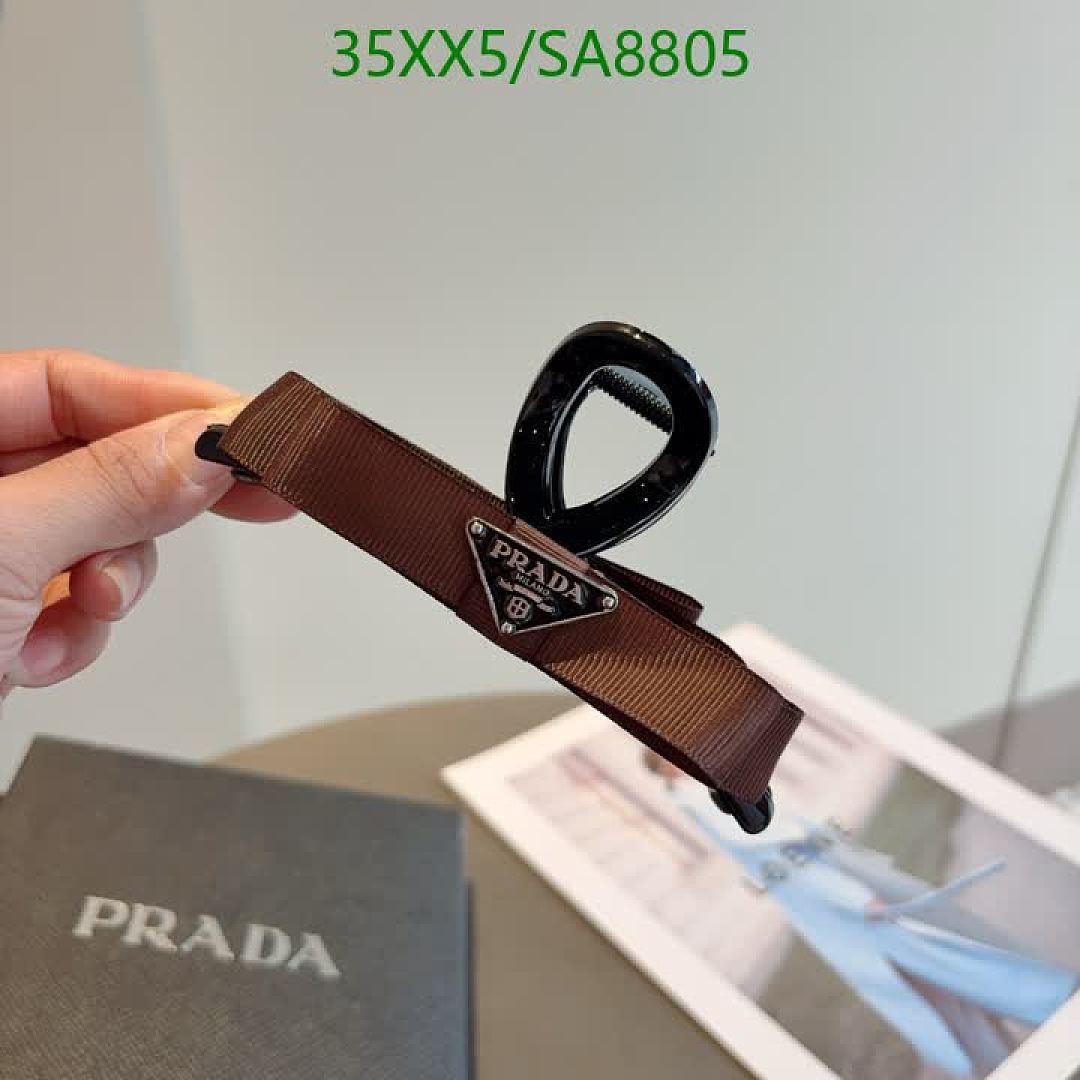Prada-Headband Code: SA8805 $: 35USD